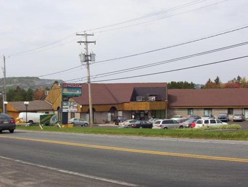 Hotel Val-Des-Sources Asbestos Exterior photo